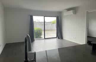 6C Brown Avenue, Carterton