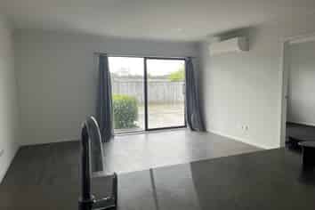 6C Brown Avenue, Carterton
