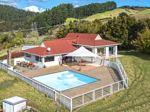1614 Manaia Road, Coromandel