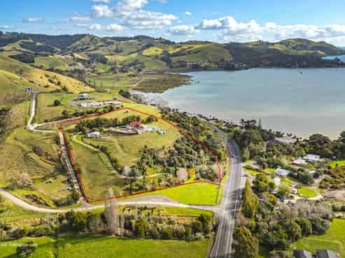 1614 Manaia Road, Coromandel