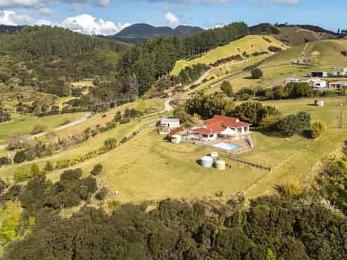 1614 Manaia Road, Coromandel