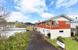 4/38 Shackleton Road, Mount Eden