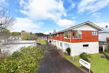 4/38 Shackleton Road, Mount Eden