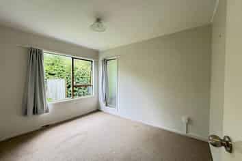 2/16 Knight Avenue, Mount Albert