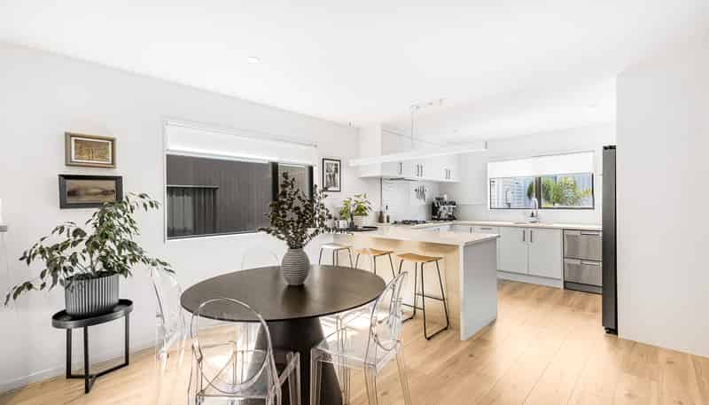 14B Kelwyn Road, Kelston