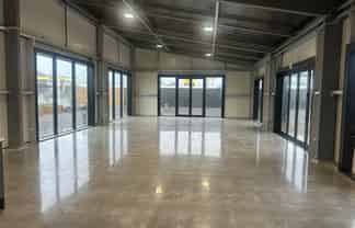 High Profile & Brand New Showroom