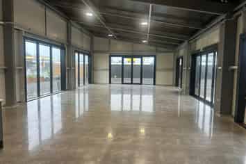 High Profile & Brand New Showroom