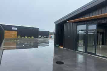 High Profile & Brand New Showroom
