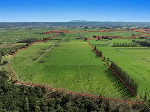 436 Haumea Road and 1035 Troutbeck Road, Galatea