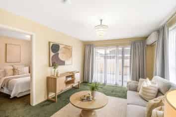 1/140 Tancred Street, Linwood