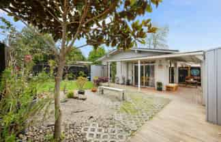 1/312 Royal Road, Massey