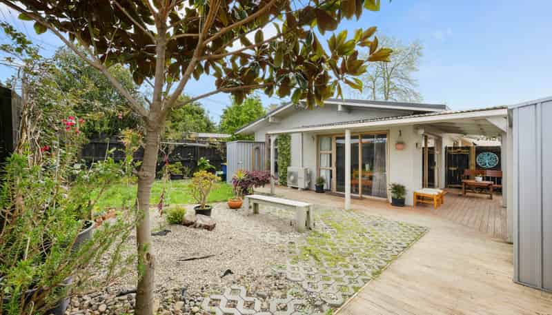 1/312 Royal Road, Massey