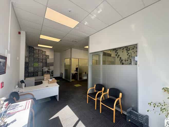 Prime City Fringe Office with 10 Car Parks
