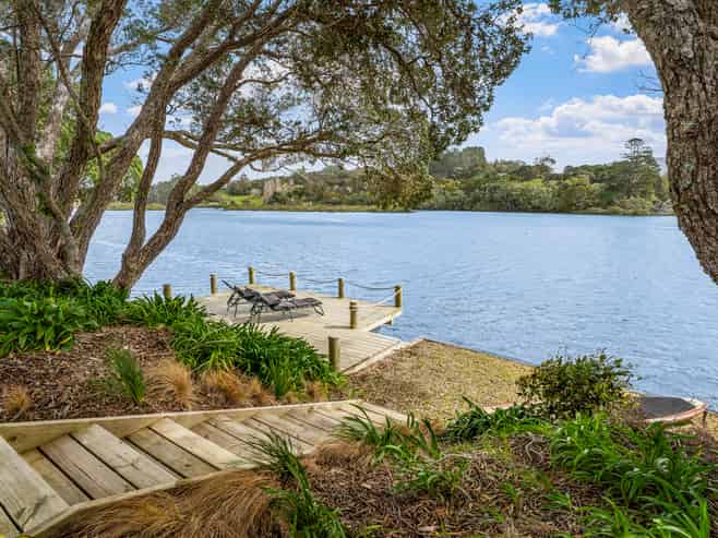 16 & 26 Riverside Drive, Point Wells