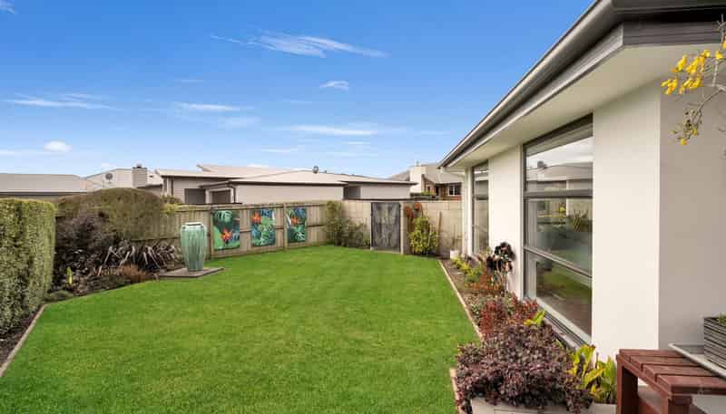 29 Araucana Way, Burwood