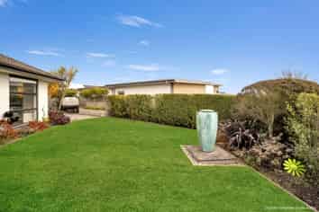 29 Araucana Way, Burwood