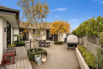 29 Araucana Way, Burwood