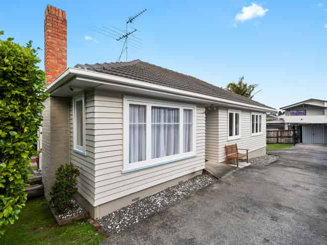 21 Tane Street, New Lynn