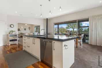 60 Ludlow Drive, Huntingdon/Lake Hood