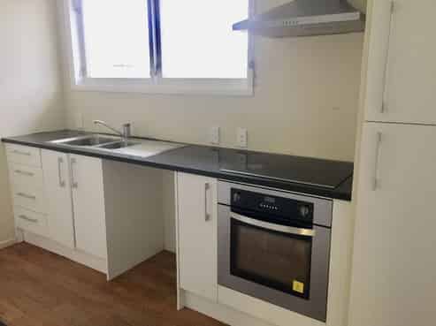 18 Wakelin Road, Mangere East