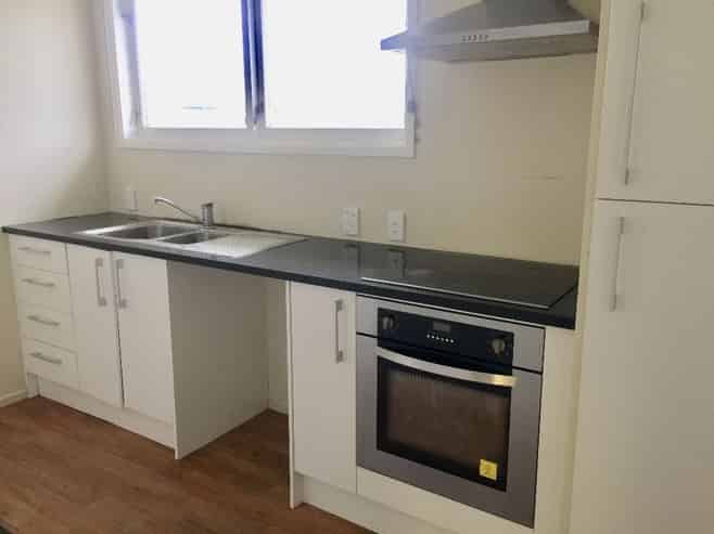 18 Wakelin Road, Mangere East