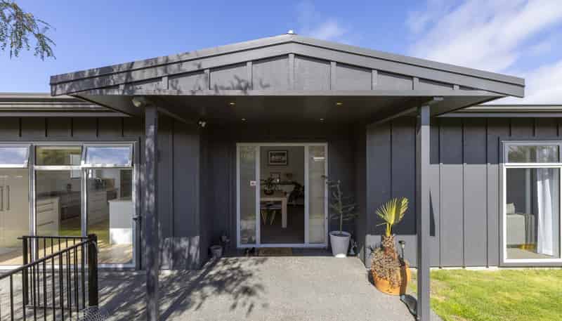 17 Windsor Street, Richmond Heights