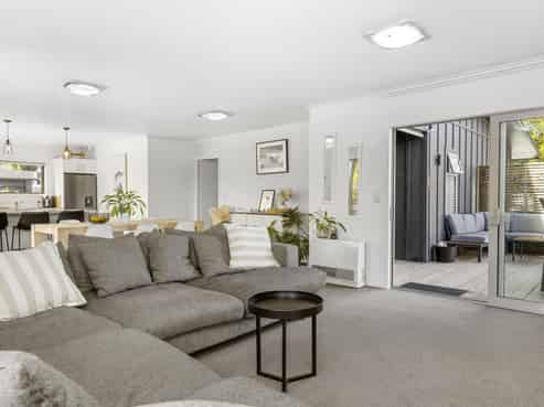 17 Windsor Street, Richmond Heights