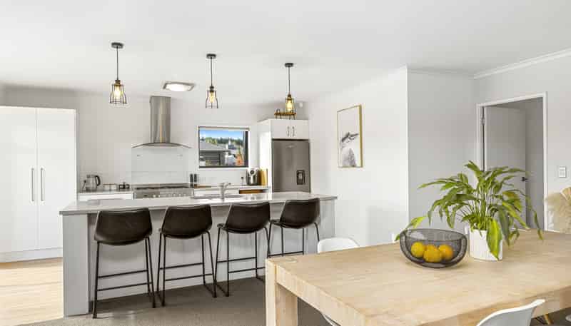 17 Windsor Street, Richmond Heights