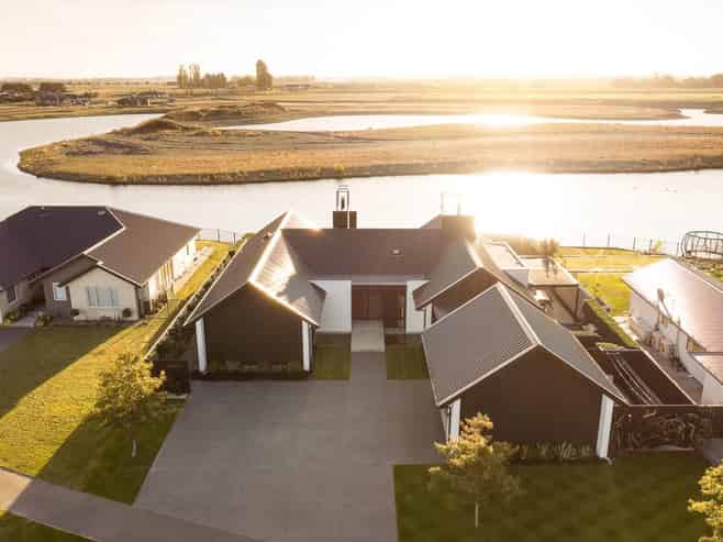 11 Waterton Point, Huntingdon