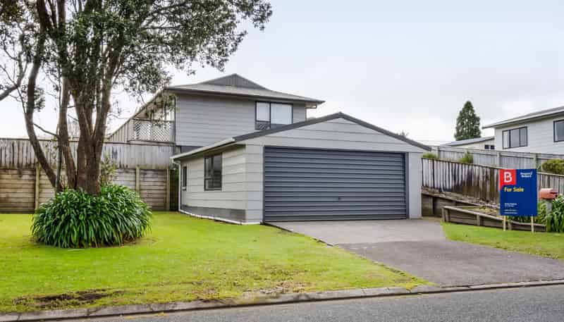 10 Aratapu Street, Waitara