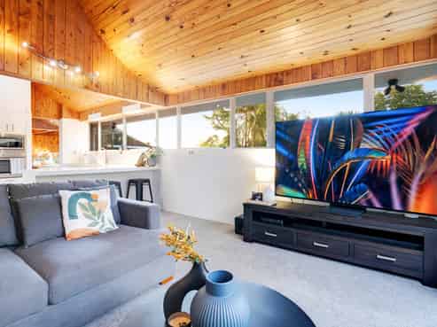 10 Caithness Place, Farm Cove