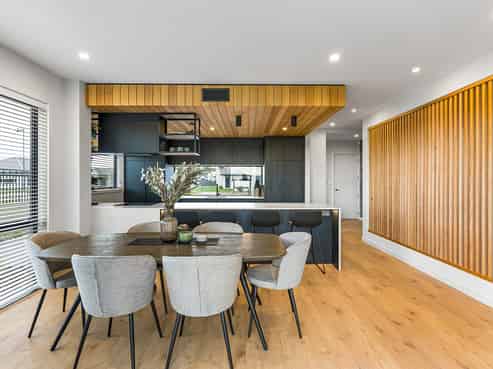 74 Pelorus Avenue, Poraiti