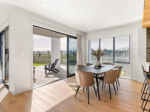 74 Pelorus Avenue, Poraiti