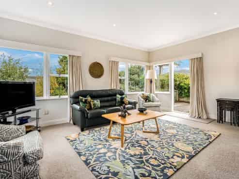 30 Lucknow Terrace, Khandallah