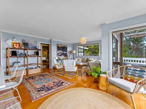 27 Domain Crescent, Muriwai