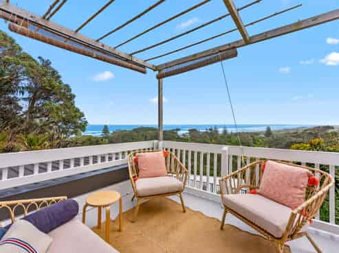 27 Domain Crescent, Muriwai