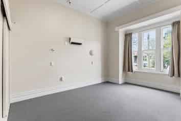 12 Malvern Road, Mount Albert