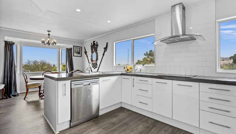 6A Glover Place, Onerahi