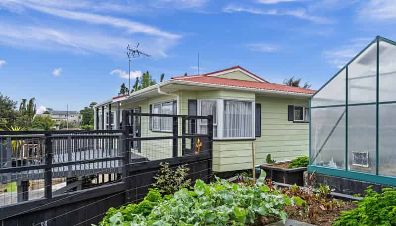 6A Glover Place, Onerahi