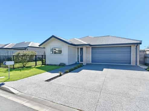 27 Tutton Mews, Rangiora