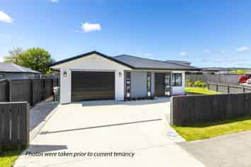 5 Poulson Grove, Trentham
