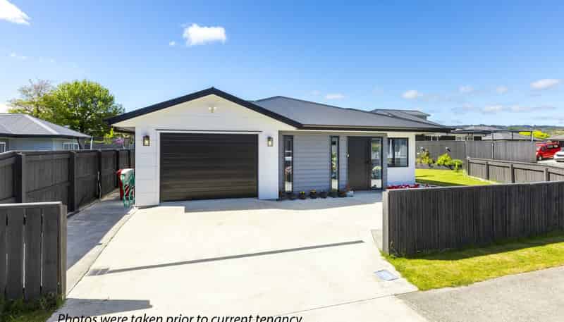 5 Poulson Grove, Trentham