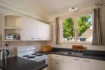 2/2 Walton Street, Alexandra