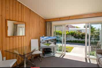 2/2 Walton Street, Alexandra