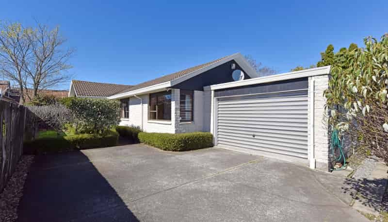 1/148 Main North Road, Papanui