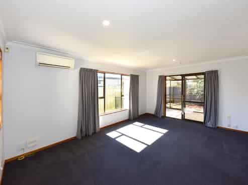 1/148 Main North Road, Papanui