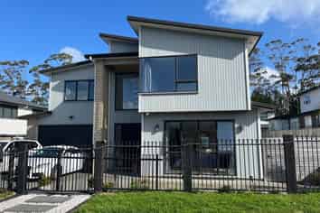 64 Mettam Drive, Swanson