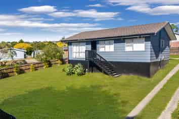 8 Galilee Avenue, Red Hill