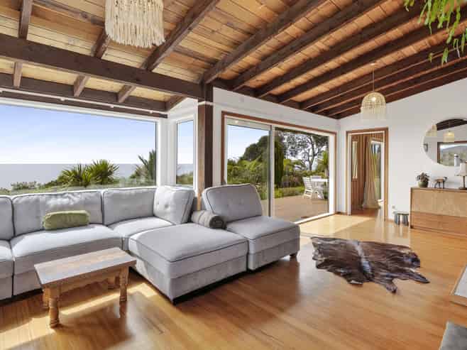 5 Bydder Terrace, Patons Rock