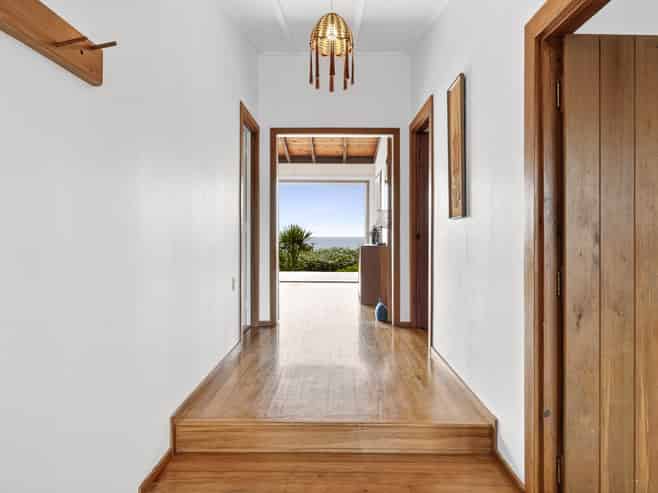5 Bydder Terrace, Patons Rock
